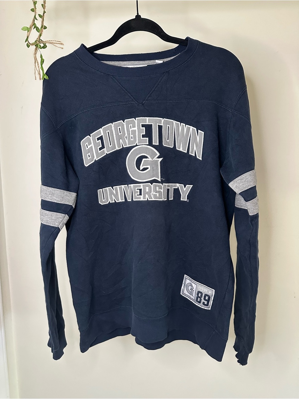 Men’s / Unisex S | Champion Georgetown University Sweatshirt Navy Blue Crewneck